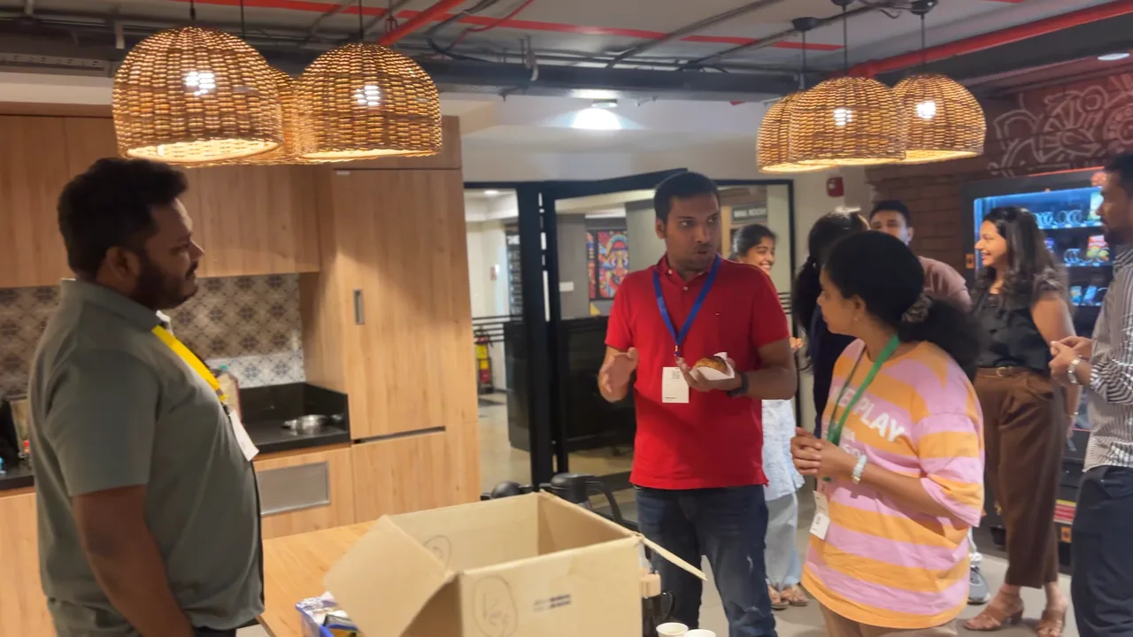 Conversation over refreshments at Circa Vol. 03, The Hive, OMR, Chennai.